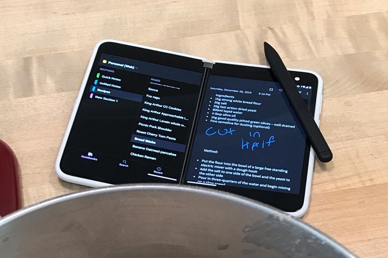 Флагманский смартфон со скидкой в 1100 долларов. Уникальный Microsoft&nbsp;Surface&nbsp;Duo можно купить за 300 долларов